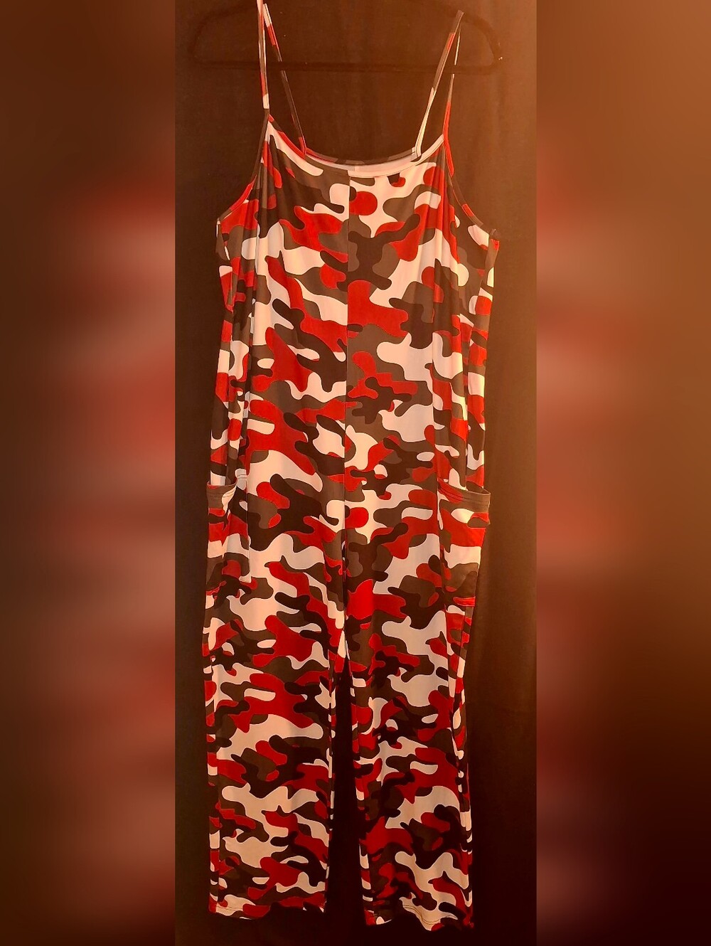 Temu Women's Red & Black Camo Jumper